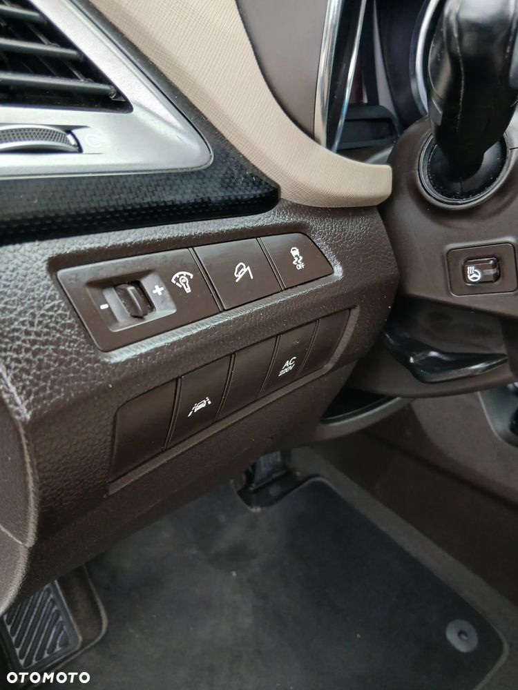 Hyundai Santa Fe 2.2 CRDI Premium - 30