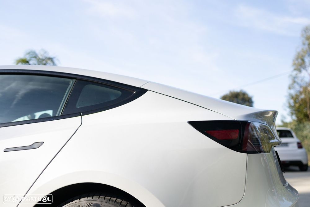 Tesla Model 3 Standard Range Plus RWD - 18