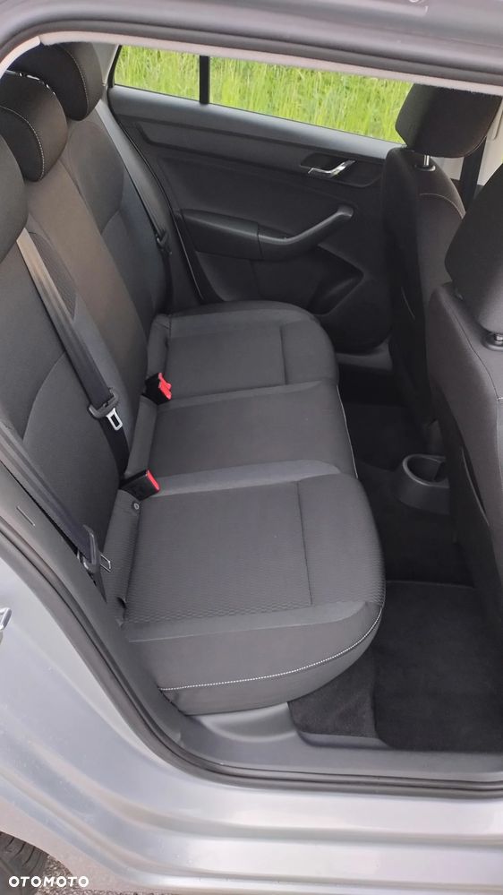 Skoda RAPID - 34