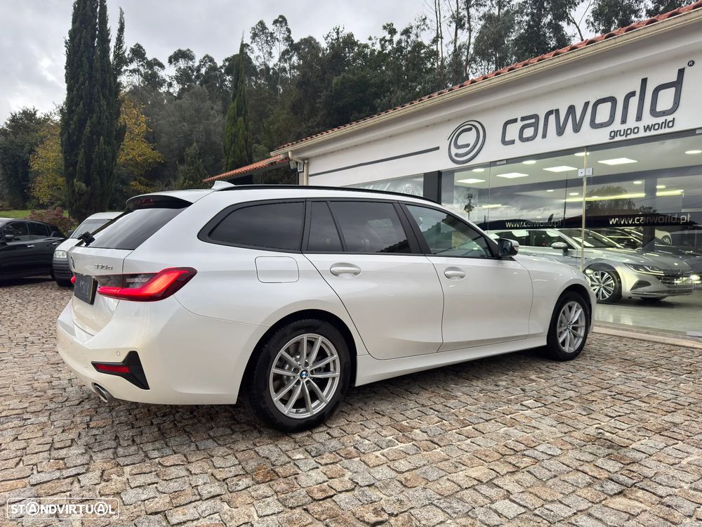 BMW 330 e Touring Corporate Edition Auto - 16
