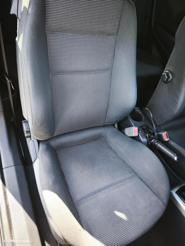 Opel Astra GTC 1.3 CDTI - 39