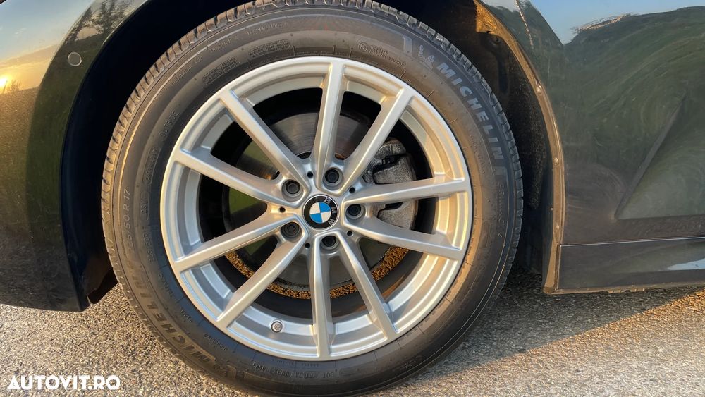 BMW Seria 3 320i Aut. M Sport - 12