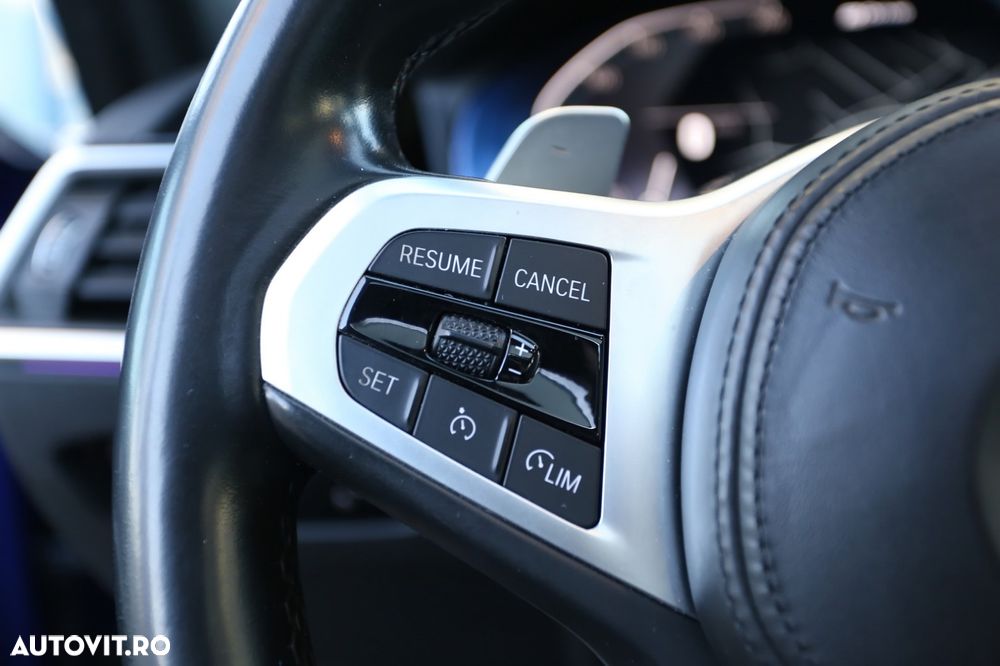 BMW Seria 3 330e xDrive AT PHEV - 24