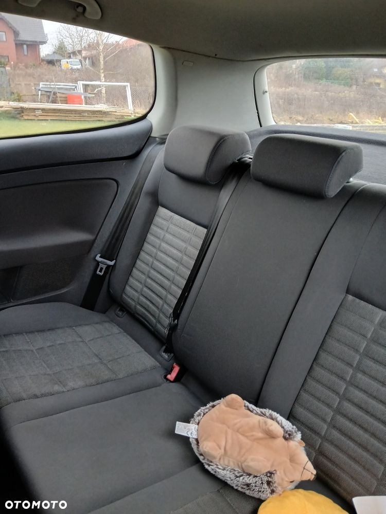 Volkswagen Golf 1.9 TDI Tour - 8
