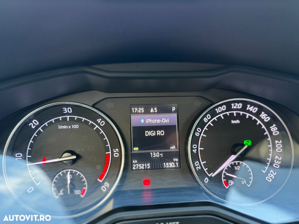 Skoda Superb 2.0 TDI DSG Active - 10