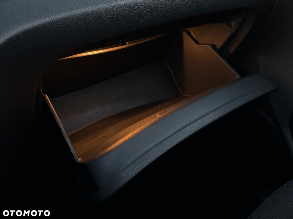 Chevrolet Orlando - 24