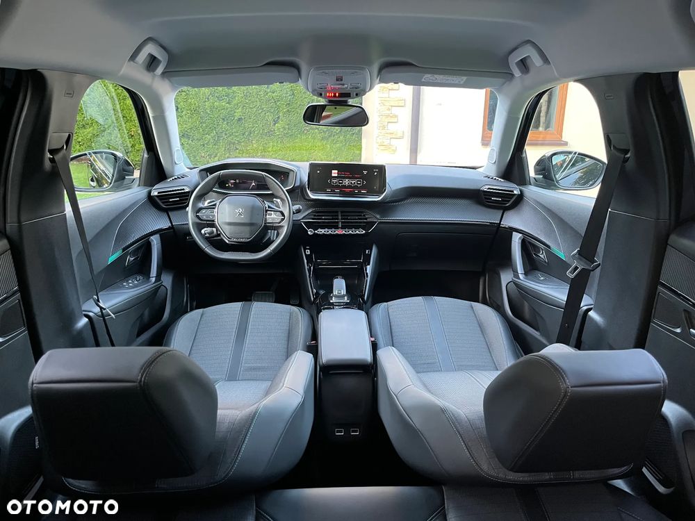 Peugeot 2008 - 9