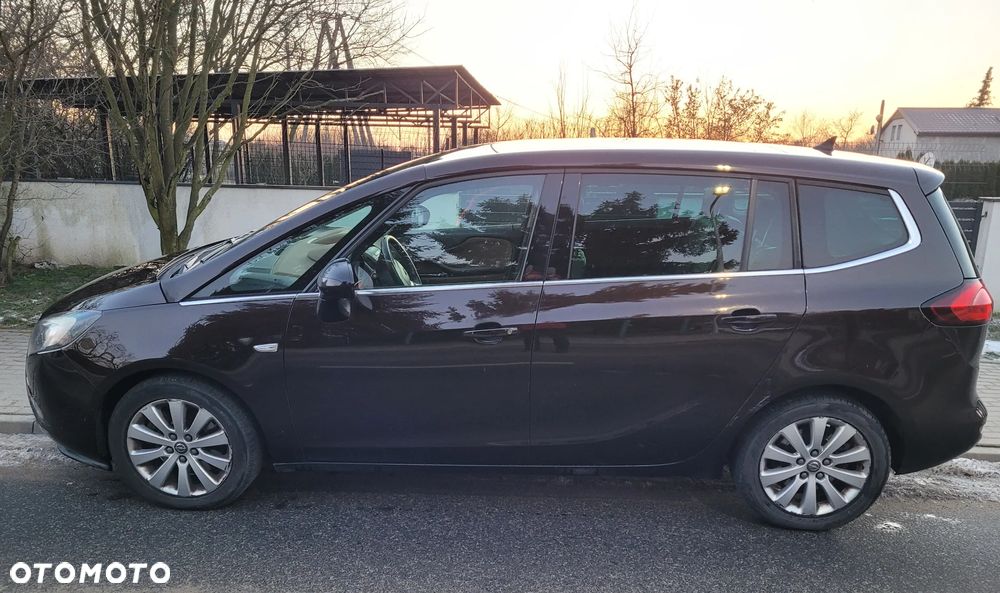 Opel Zafira 2.0 CDTI Cosmo - 4