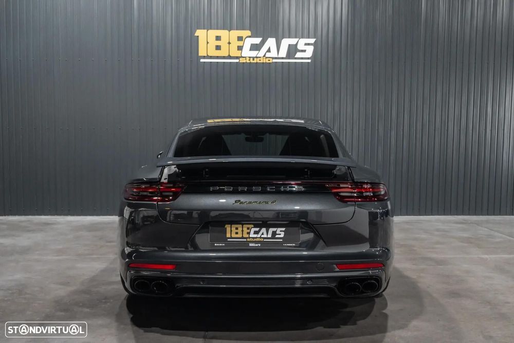 Porsche Panamera 4 E-Hybrid - 50