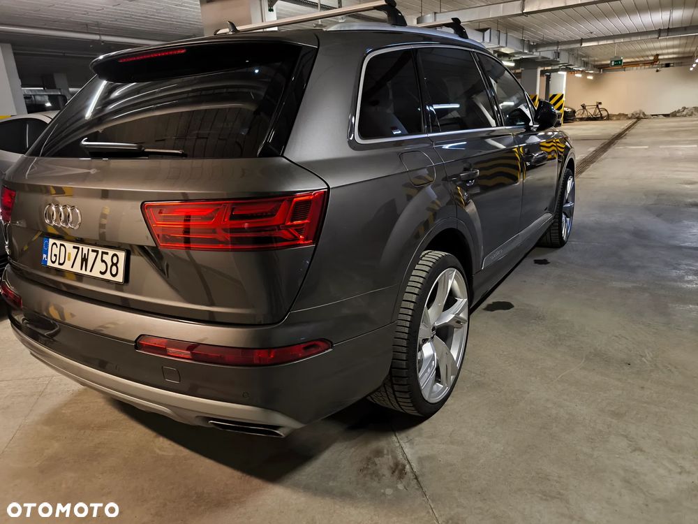 Audi Q7 - 24
