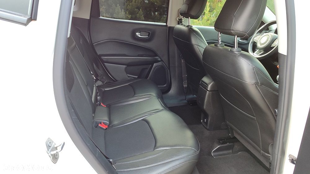 Jeep Compass 1.4 TMair Night Eagle FWD S&S - 31