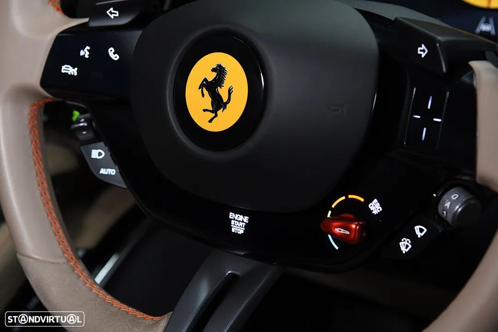 Ferrari Roma 3.9 Twin-Turbo V8 - 27