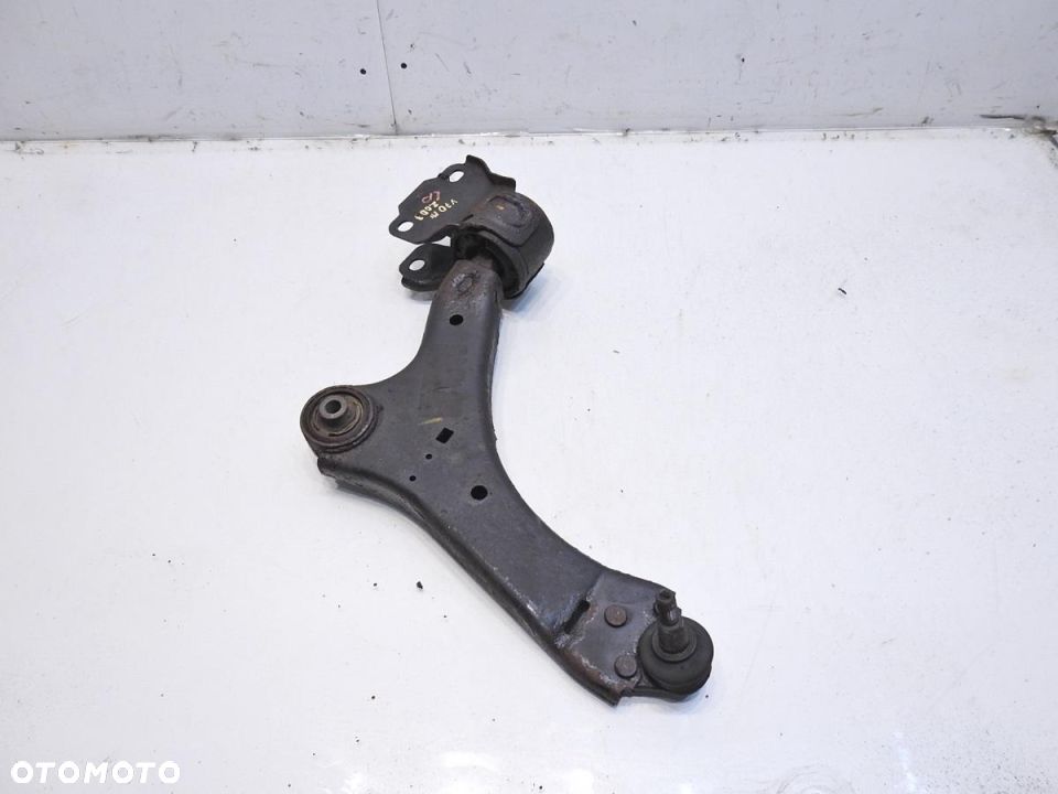 WAHACZ LEWY PRZÓD VOLVO V70 III 2.0 D3 - 6