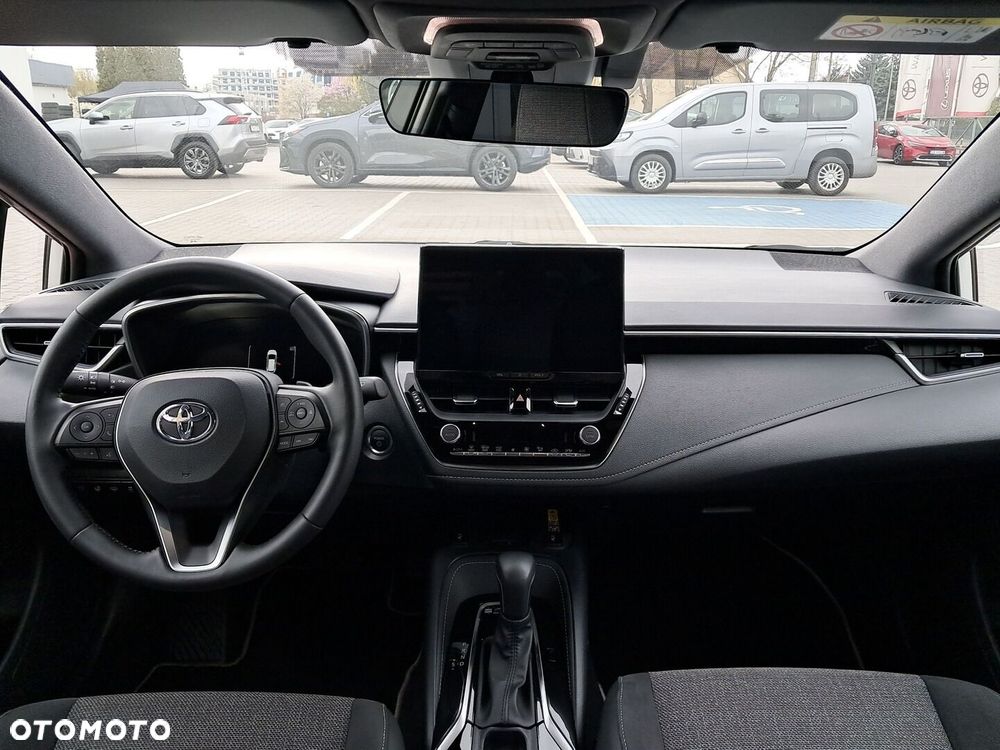 Toyota Corolla - 22