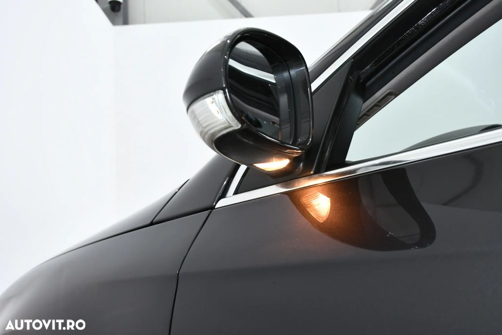 Volkswagen Passat 2.0 TDI Highline - 15