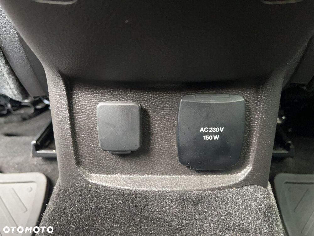 Ford Mondeo - 12