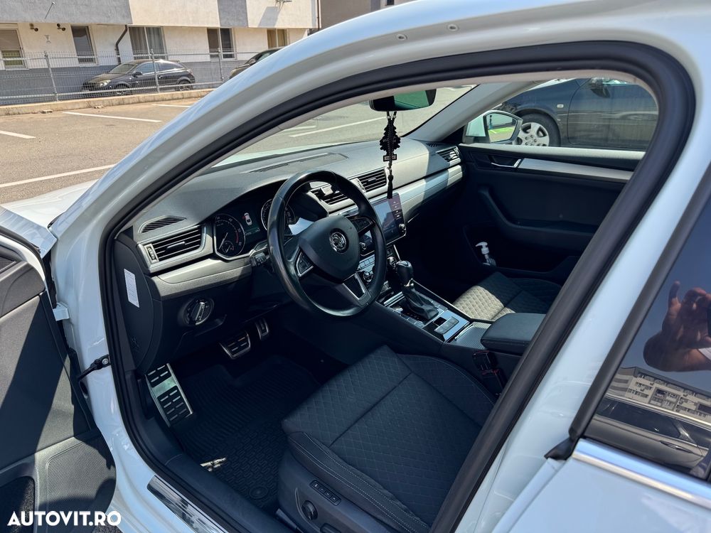 Skoda Superb 2.0 TDI DSG Style - 13