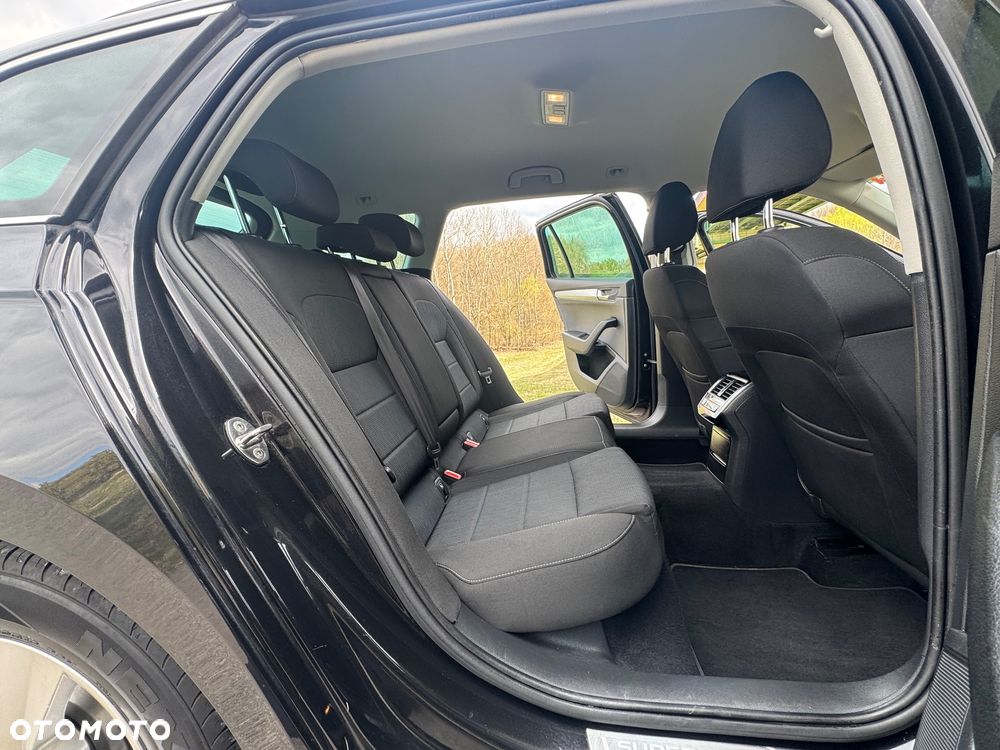 Skoda Superb 2.0 TDI Ambition - 29