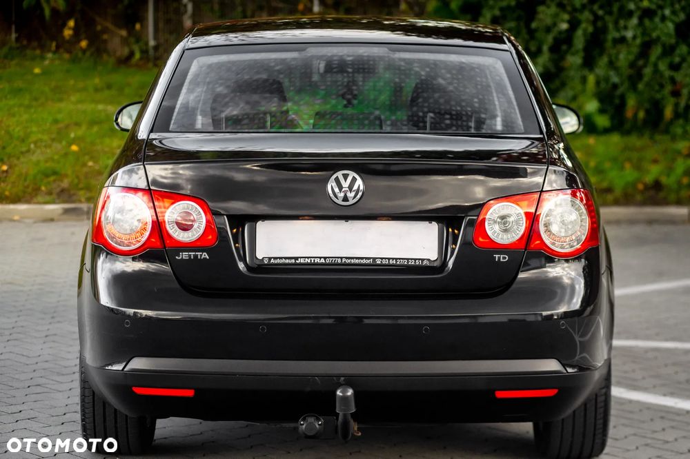 Volkswagen Jetta 1.6 TDI DPF Trendline - 15