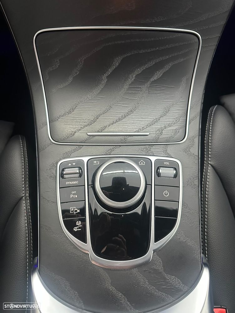 Mercedes-Benz C 300 - 22