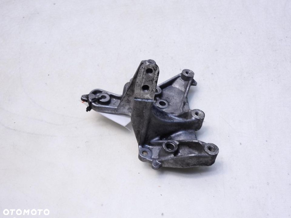 ŁAPA SILNIKA CITROEN C4 GRAND PICASSO I 2.0 HDI - 3