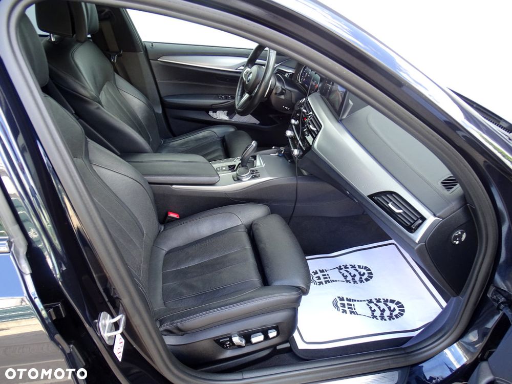 BMW Seria 5 520d Efficient Dynamics Edition - 13