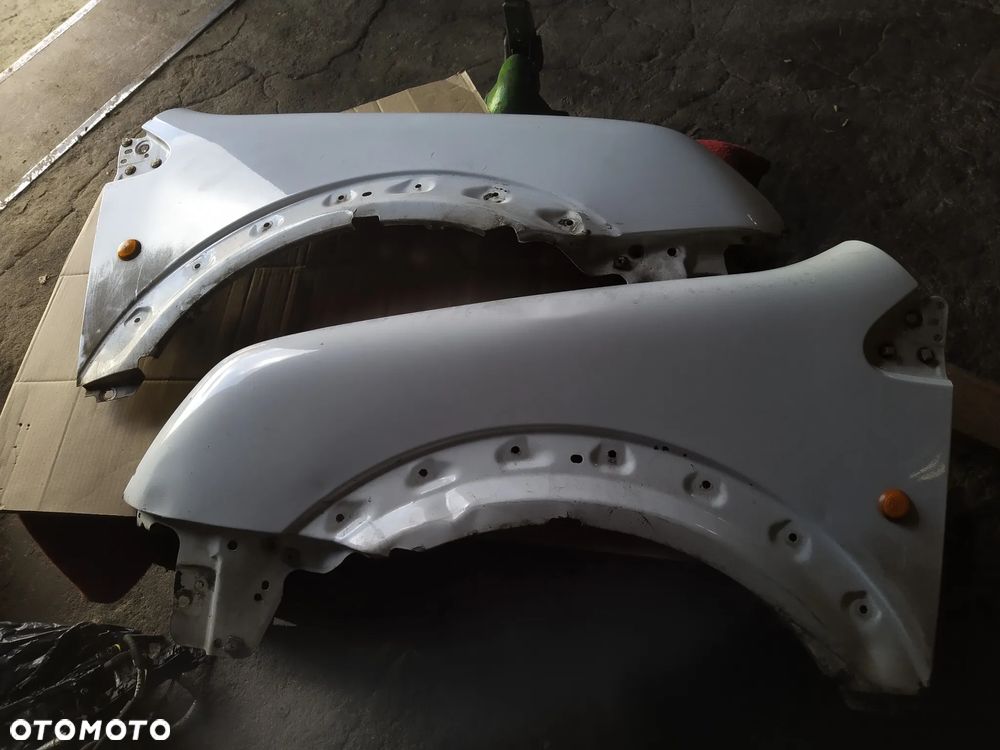 Błotnik przedni prawy ford connect