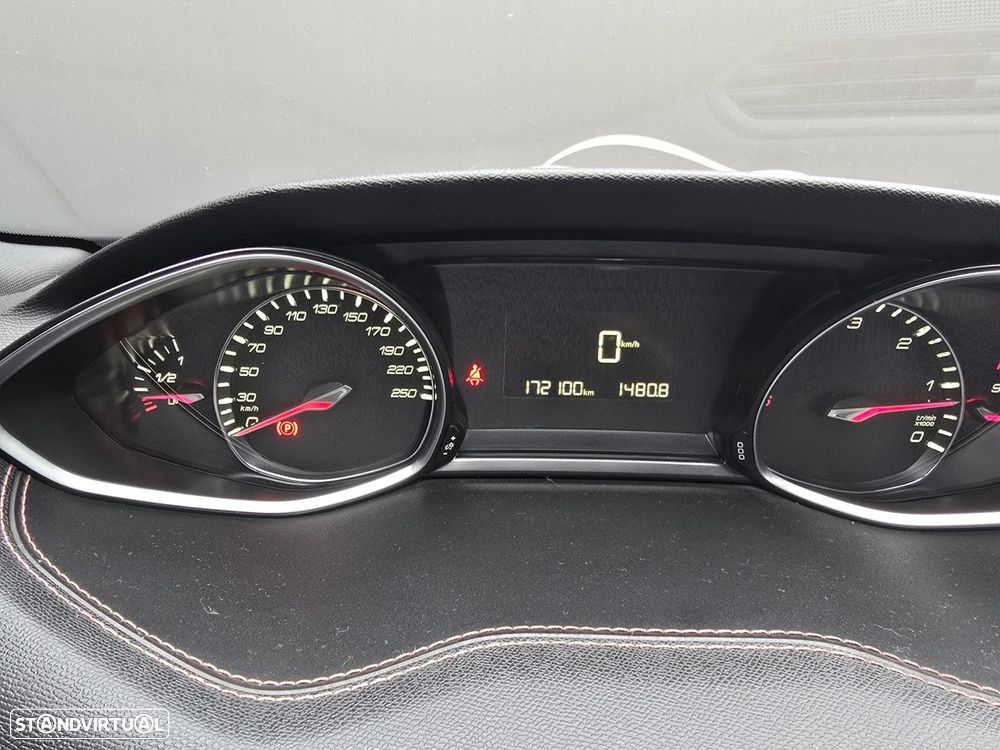 Peugeot 308 1.6 BlueHDi GT Line - 11