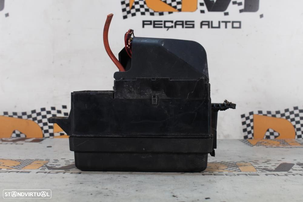 Caixa De Fusíveis Mini Mini (R56)  9213372 / 17236010 / 9 213 372 / 17 - 6