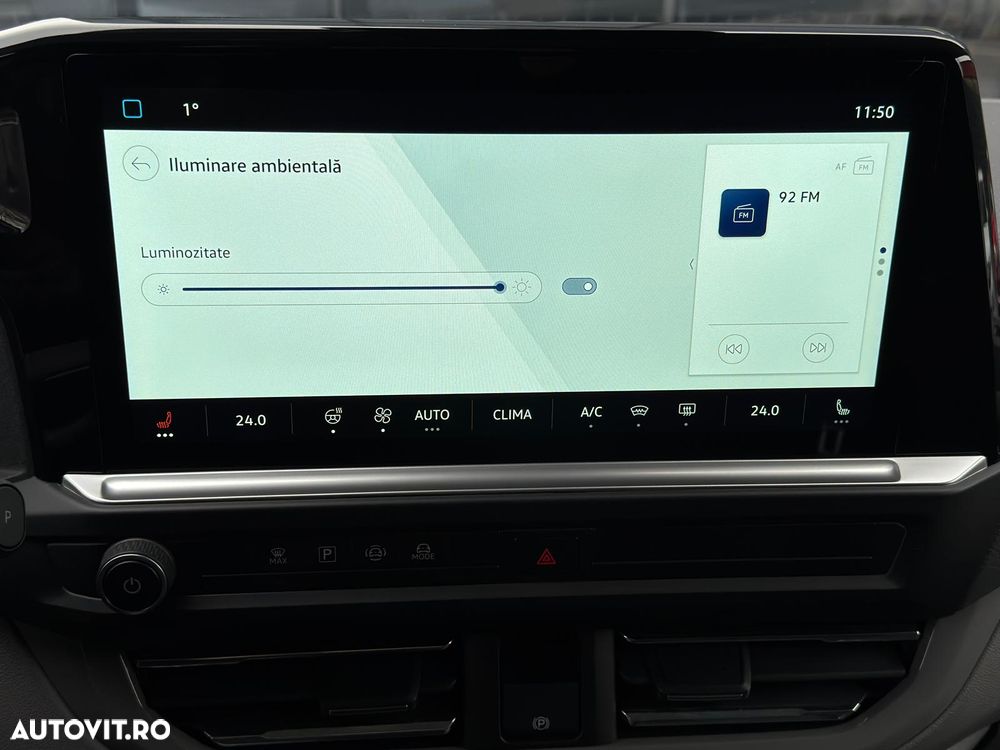 Volkswagen Caravelle 2.0 TDI 146 kW LR Comfortline DSG 4M - 35