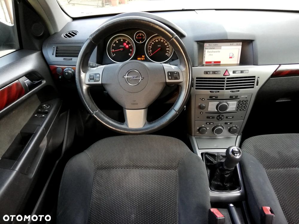 Opel Astra - 11