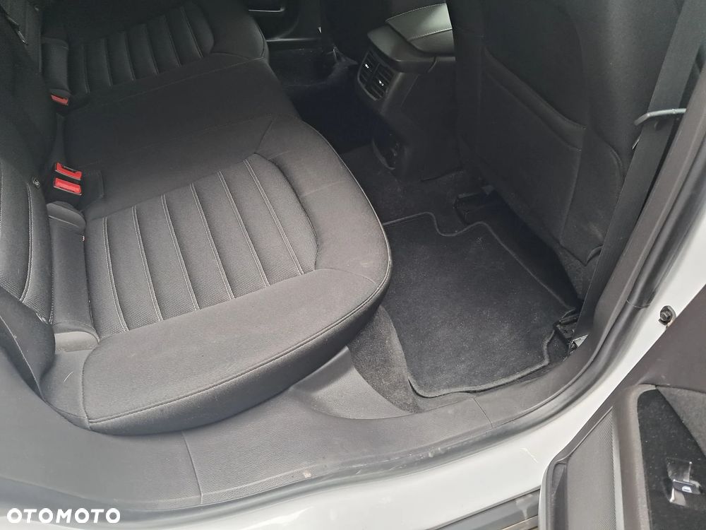 Ford Mondeo 2.0 EcoBlue Trend - 13