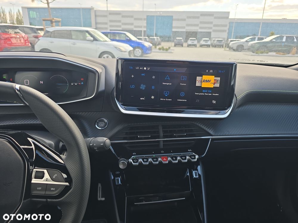 Peugeot 2008 PureTech mHEV GT E-DCS6 - 18
