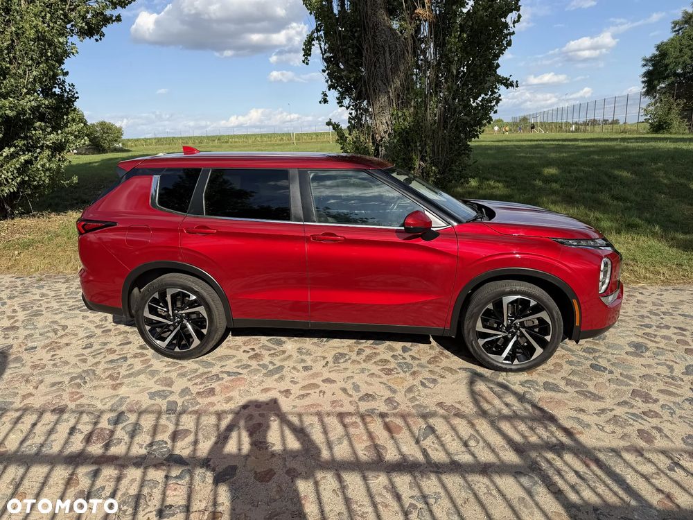 Mitsubishi Outlander - 9