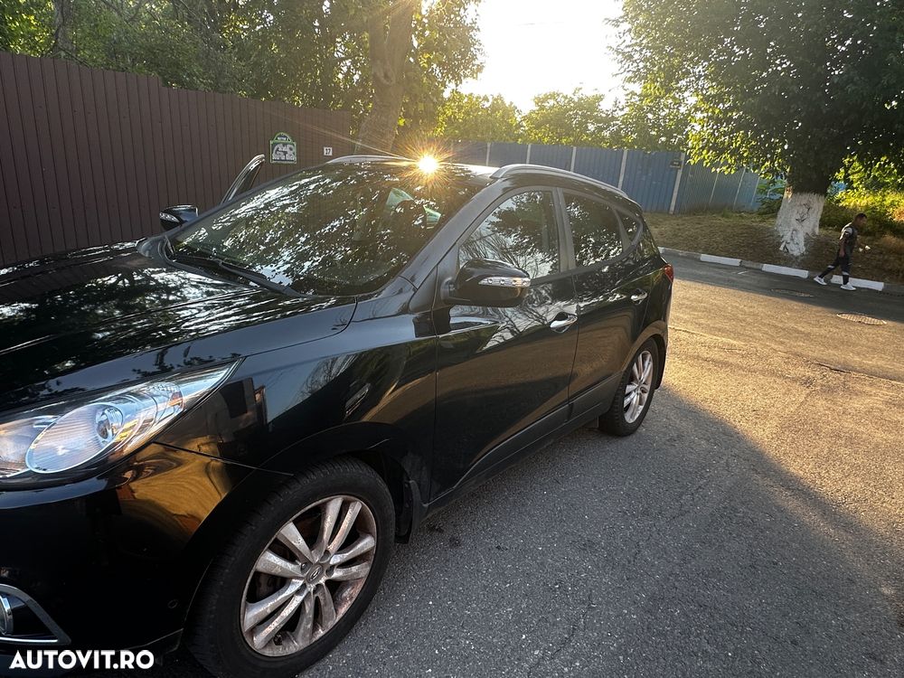 Hyundai ix35 2.0 CRDI High 4WD GLS Aut. Premium - 3