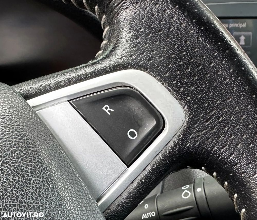 Renault Fluence - 30