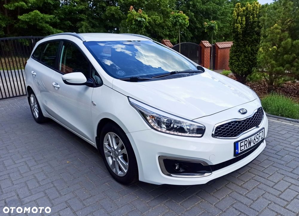 Kia Ceed 1.6 CRDi Smart Plus - 11