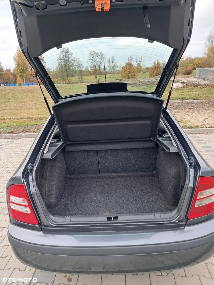 Skoda Octavia - 8