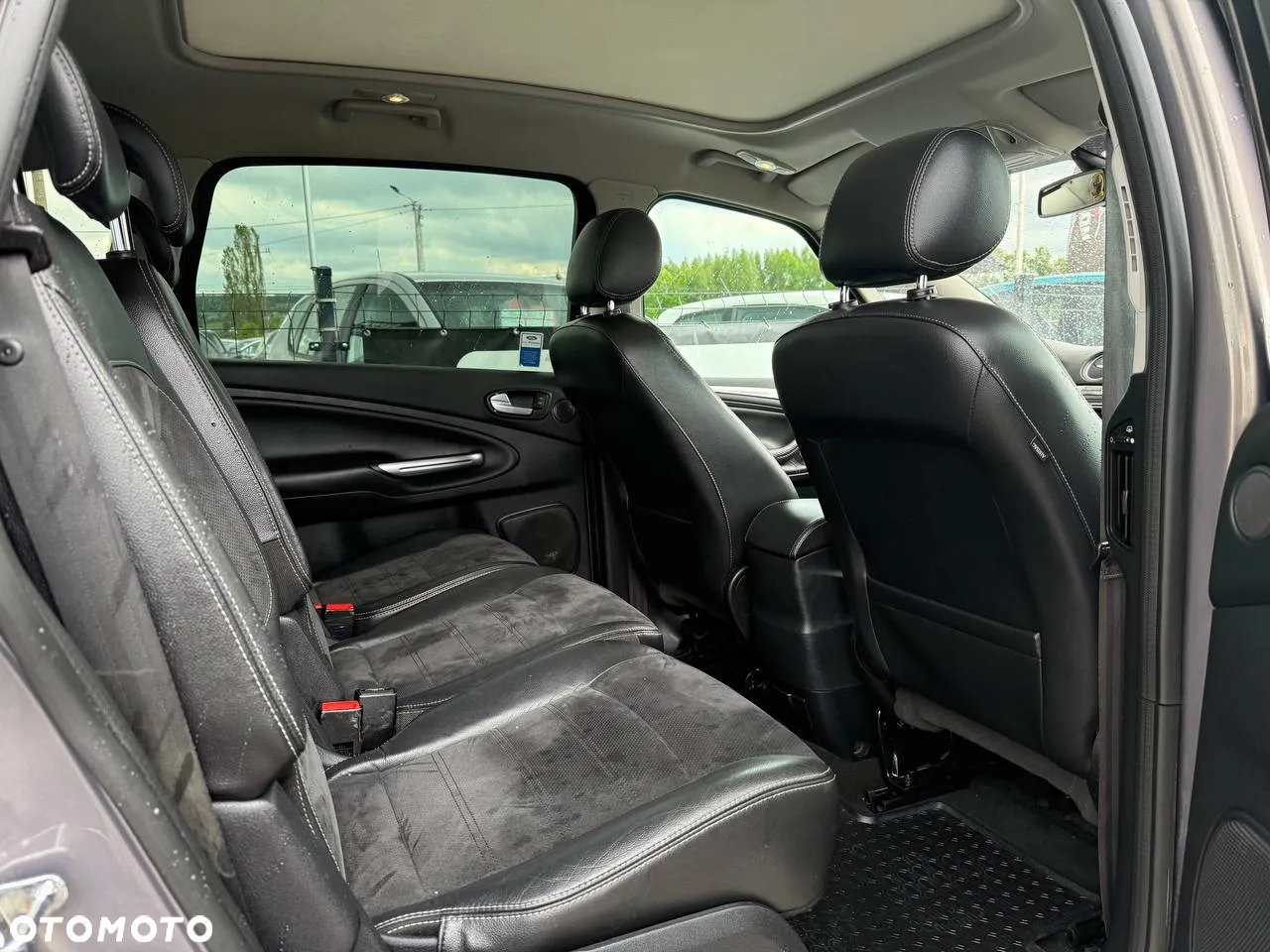 Ford S-Max 2.0 TDCi DPF Business Edition - 36