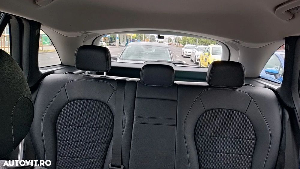 Mercedes-Benz GLC 220 d 4Matic 9G-TRONIC - 13