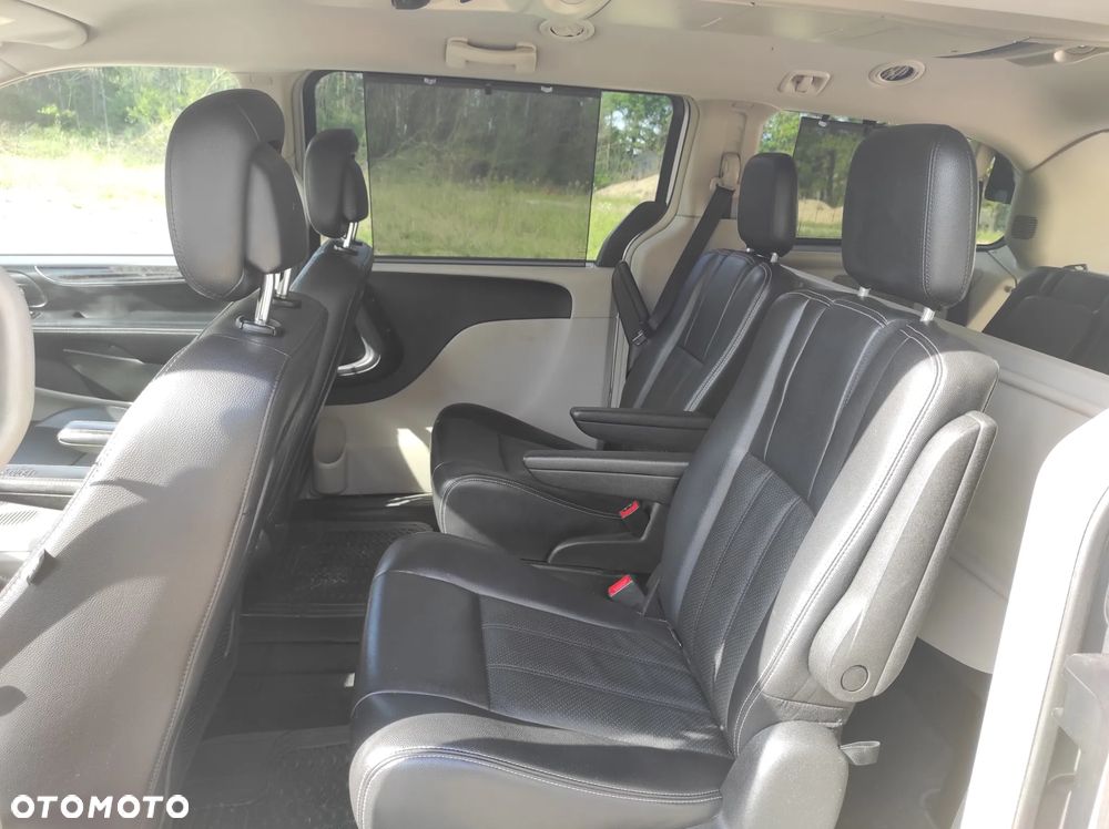 Lancia Voyager 2.8CRD Gold - 30