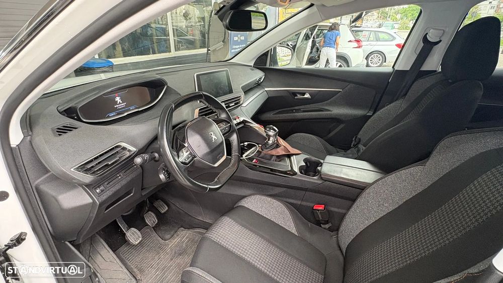 Peugeot 3008 PureTech 130 Stop & Start GPF Active - 6