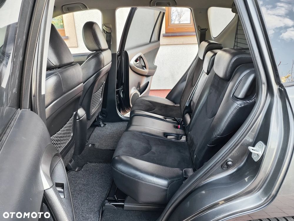 Toyota RAV4 2.0 4x2 Travel - 8