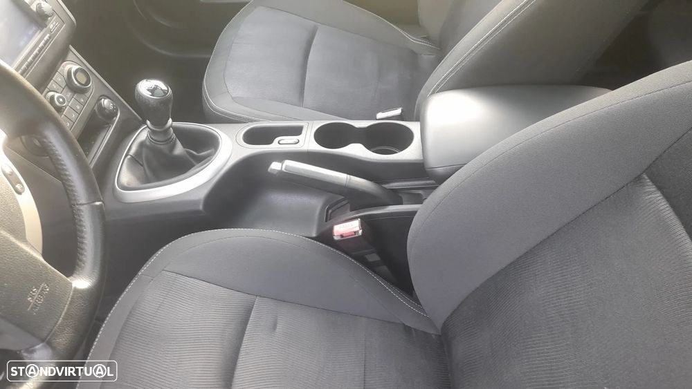 Nissan Qashqai +2 1.5 dCi Tekna Premium 18 - 27