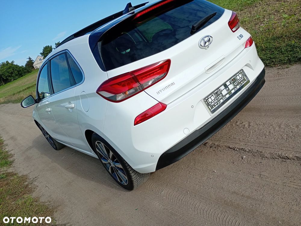 Hyundai i30 1.0 T-GDI Premium - 16