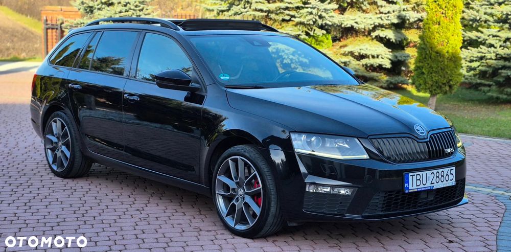 Skoda Octavia Combi 2.0 TDI DSG RS - 39