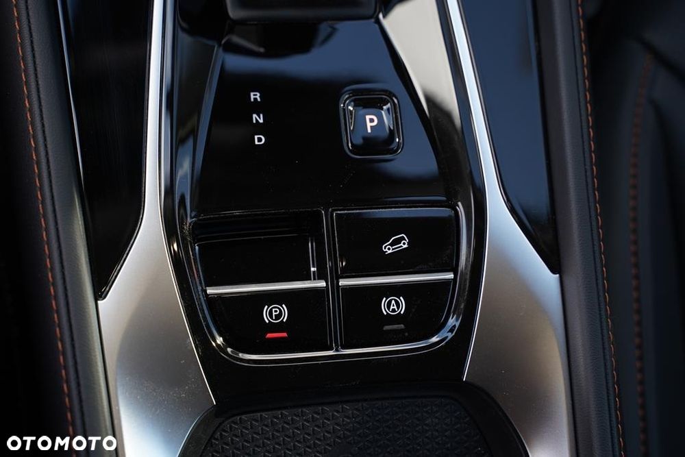 MG HS 1.5T HEV+ Exclusive - 19