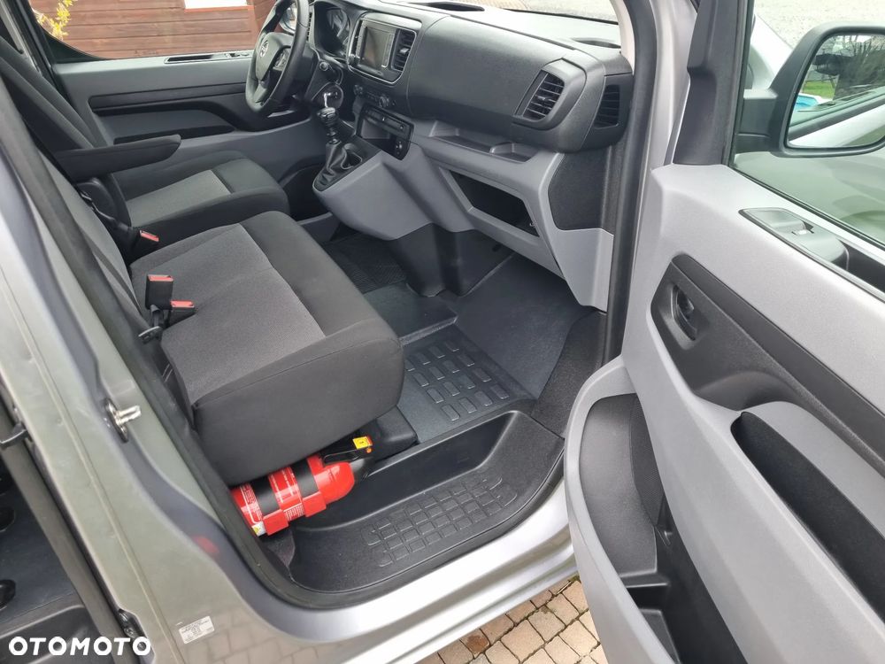 Opel Vivaro Kombi Extra Long 2,8t Enjoy - 22