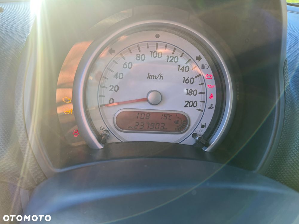 Suzuki Splash 1.0 Club - 12