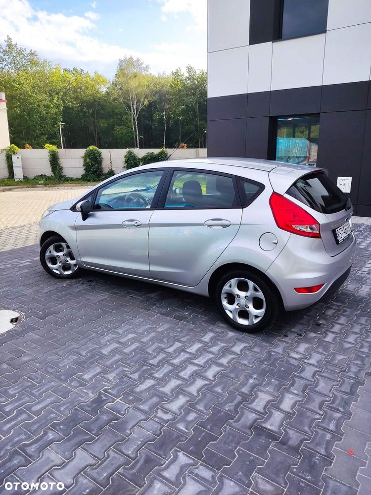 Ford Fiesta - 11